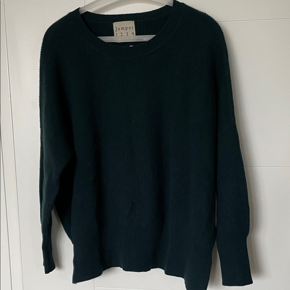 Jumper 1234 Women's Crew Neck Sweater - Dark Green